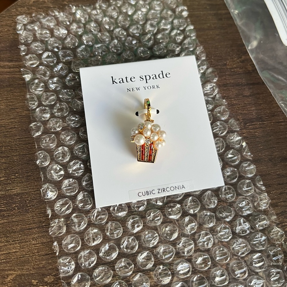 NEW Kate Spade One In A Million Popcorn Charm - Picture 7 of 10